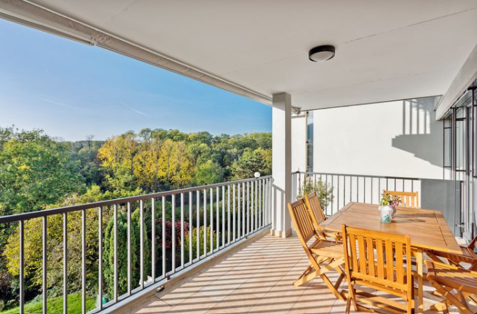 Duplex traversant de 5.5 pièces avec 101 m² de terrasses