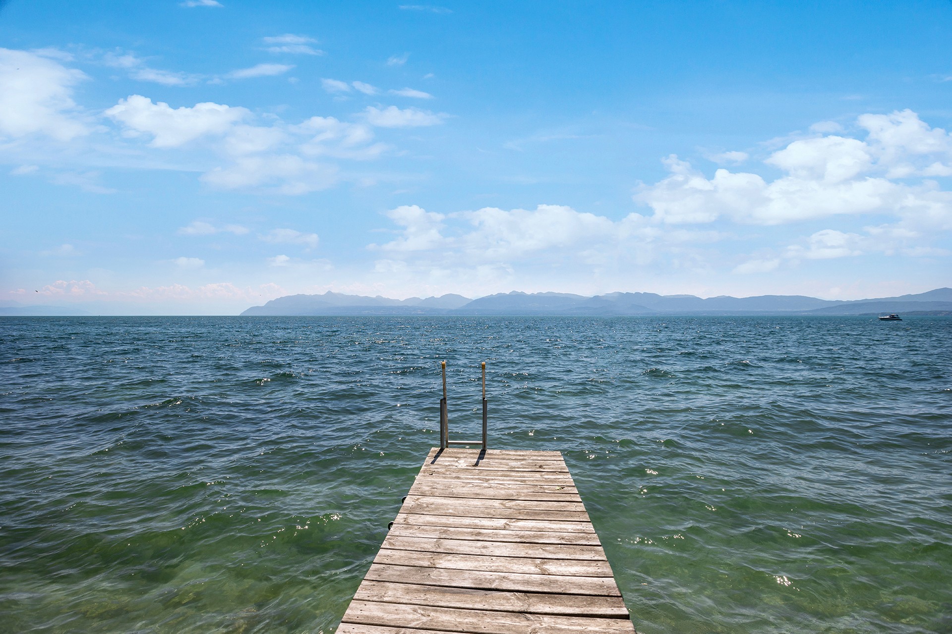 Exceptionnel terrain à bâtir pied dans l'eau