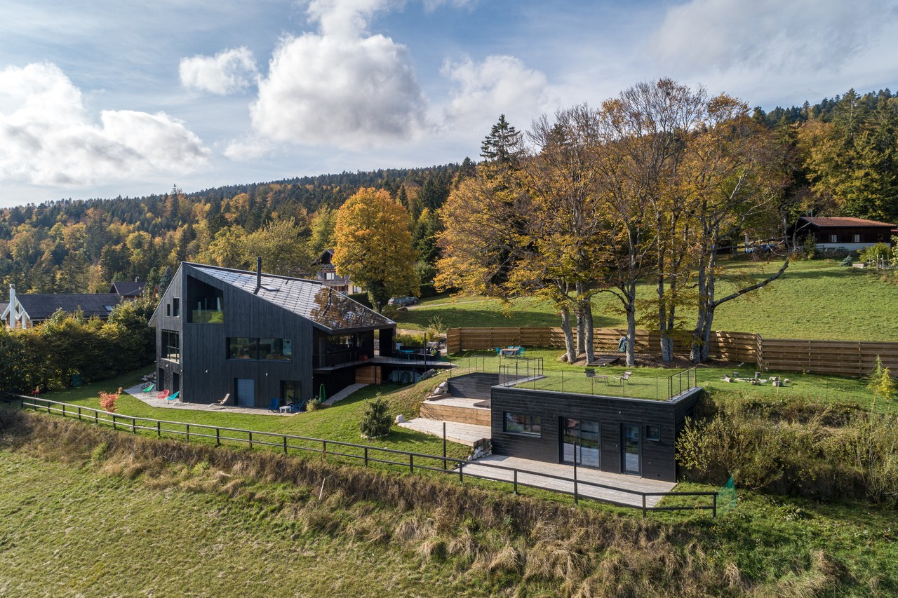 Splendide chalet contemporain en pleine nature