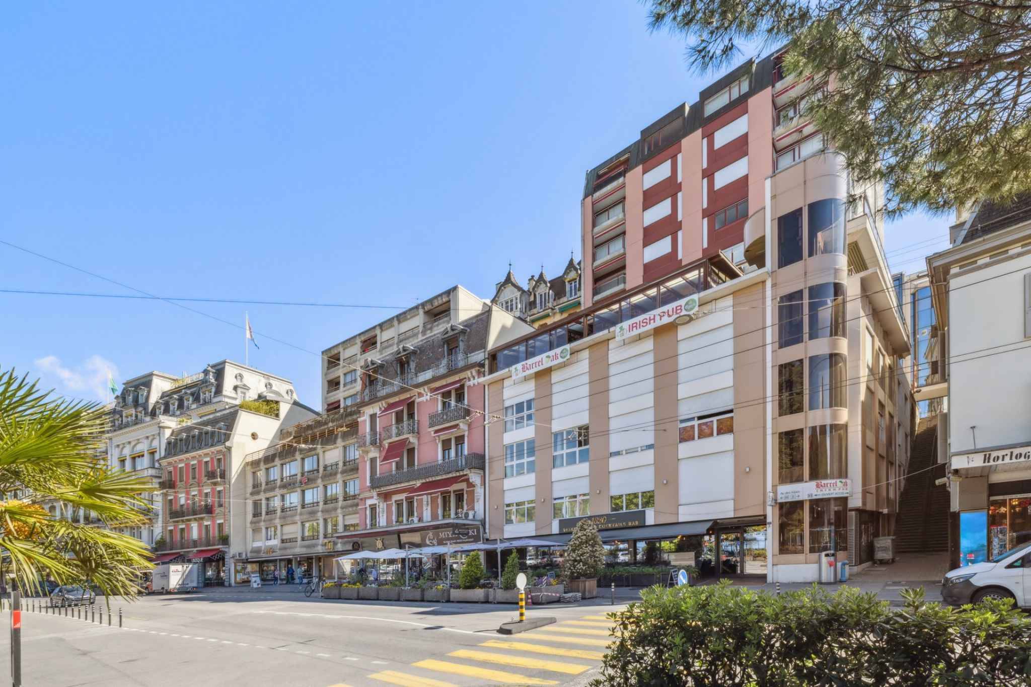 Grand appartement de 6,5 pièces face au débarcadère, à rénover