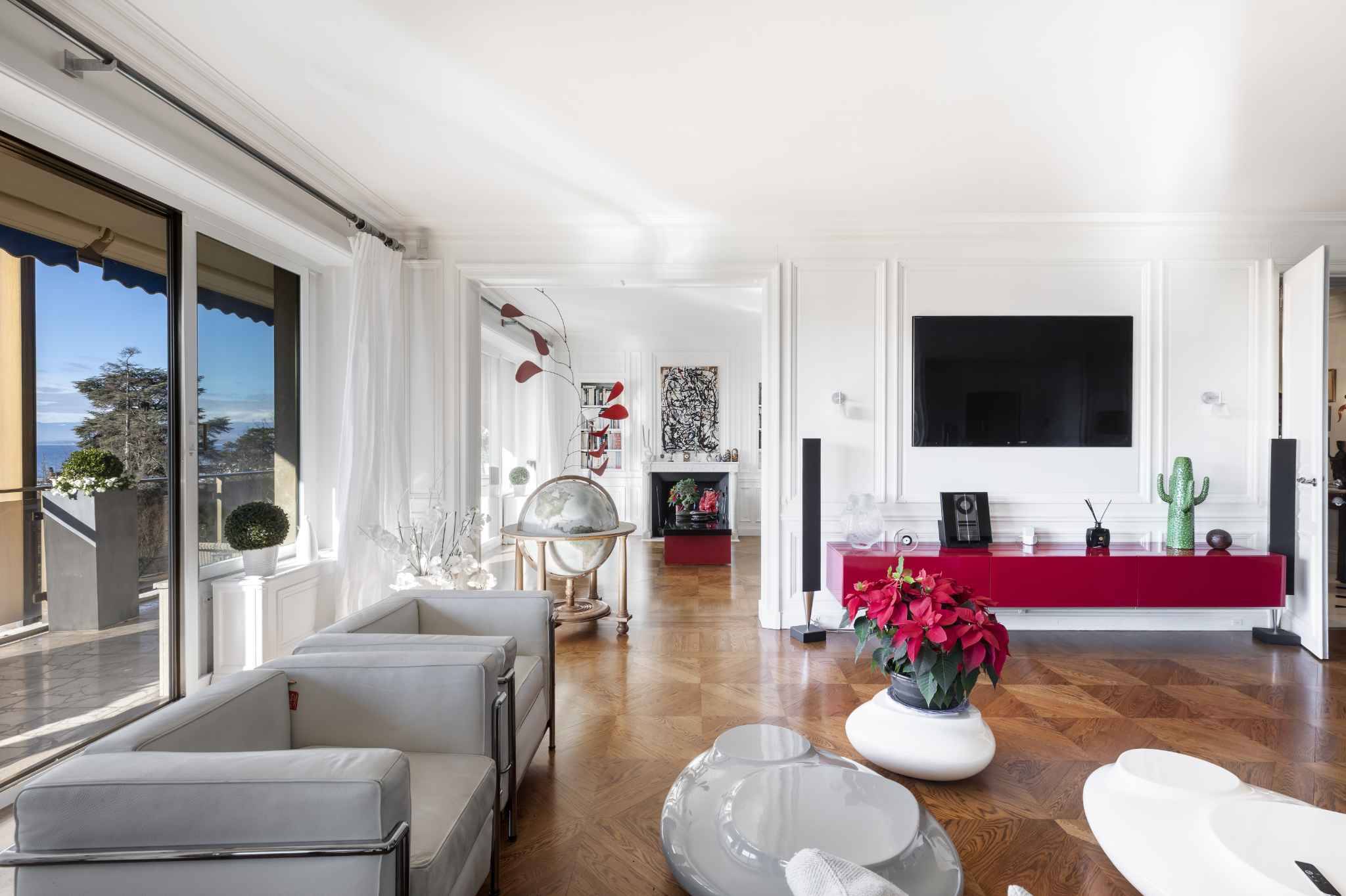 Ouchy : Magnifique 7.5 pièces dans un cadre exclusif