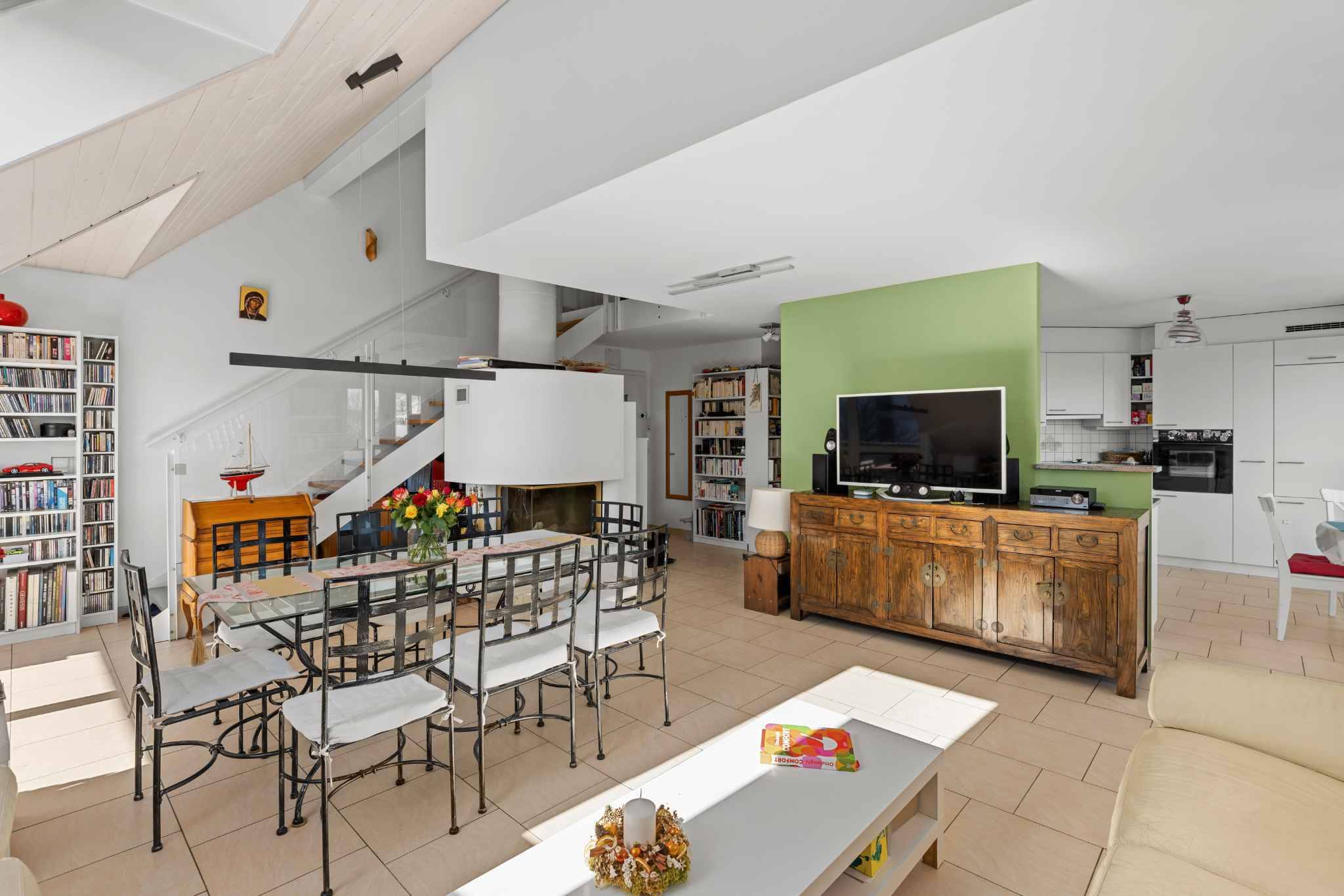 Duplex en attique lumineux au centre de Gland - idéal pour une vie de famille