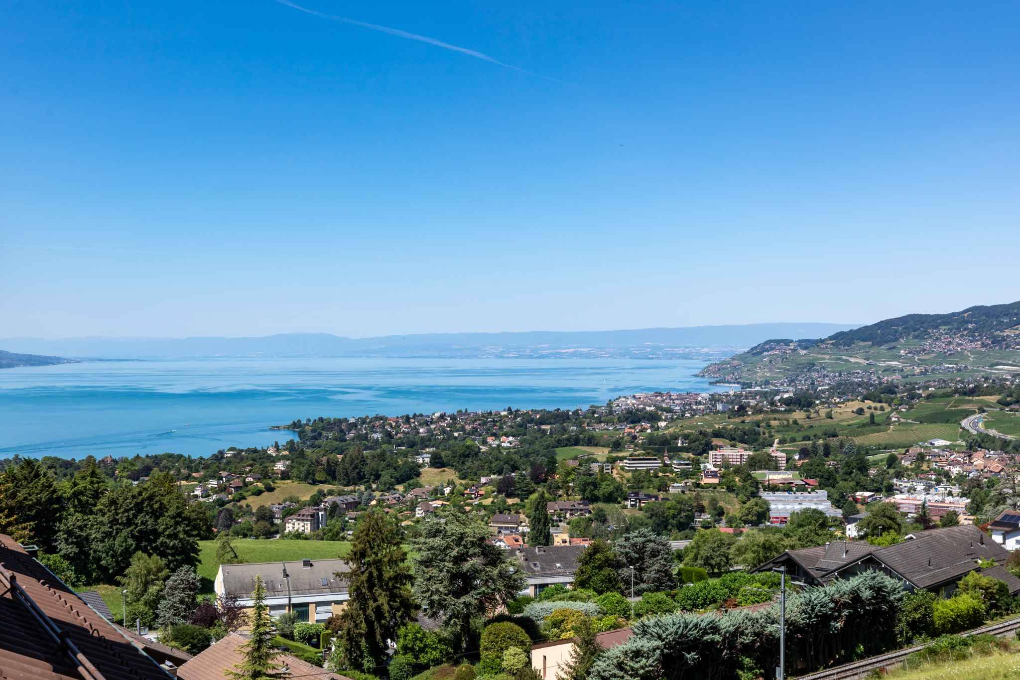 Spacieux 4.5 pièces au calme avec vue lac