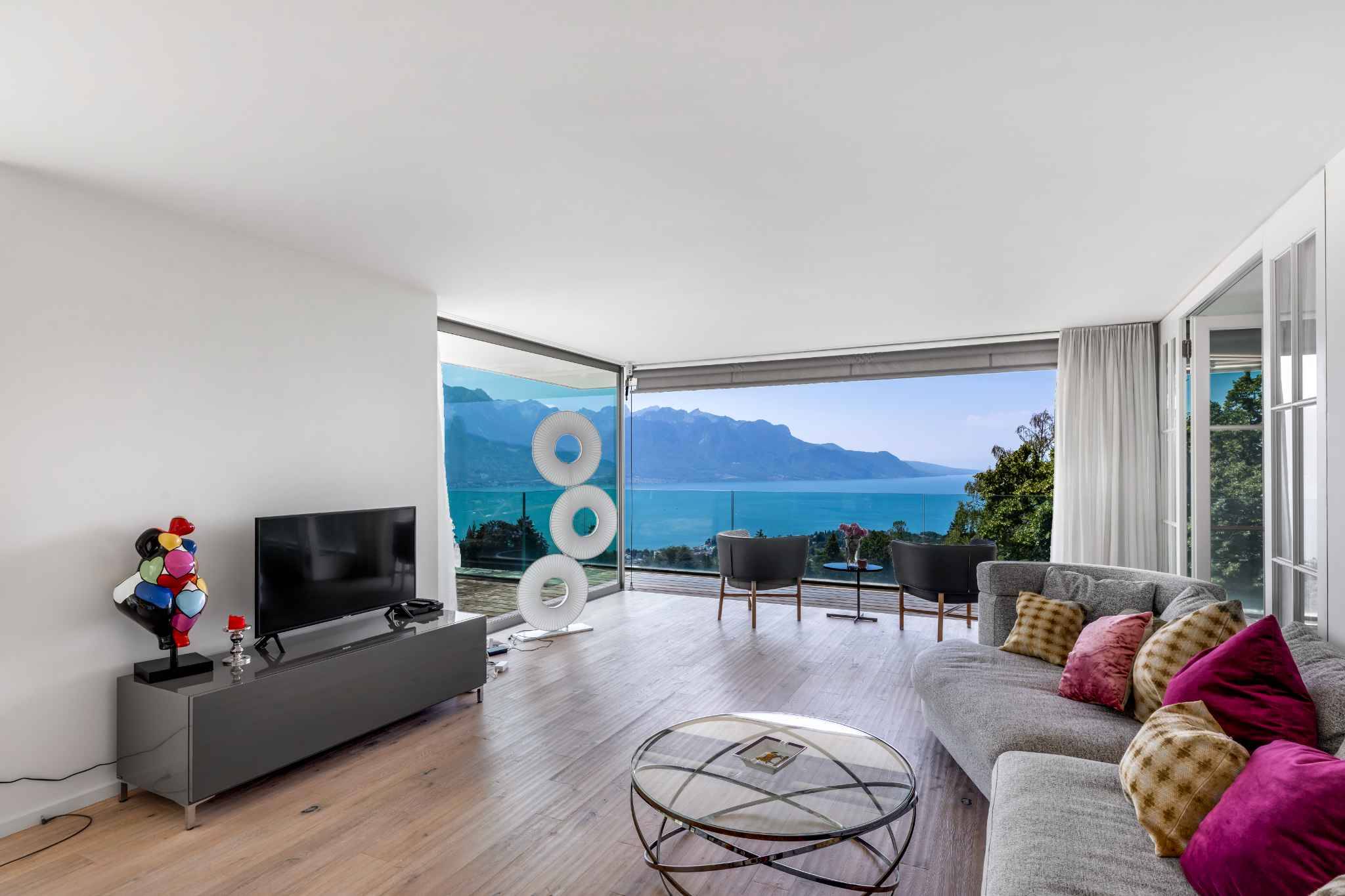 Appartement d'exception avec panorama sur les Alpes et le Léman