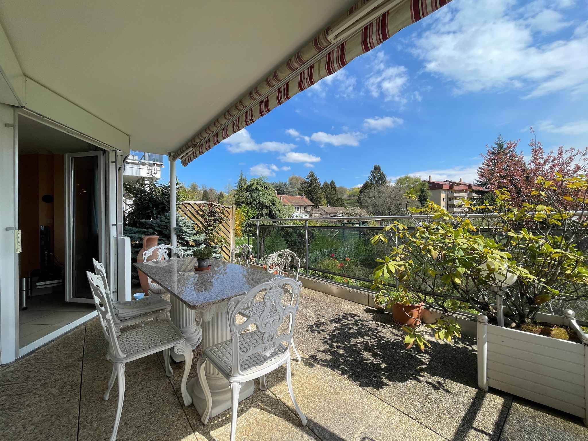VASTE LOGEMENT DE 3,5 PIECES DE 98M2 AVEC GRANDE TERRASSE