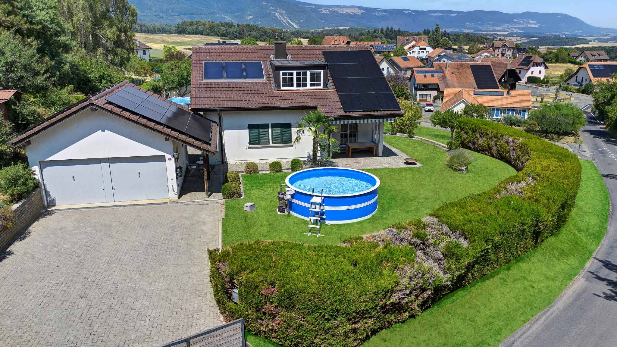 Splendide villa individuelle de 5.5 pièces avec vue panoramique sur les Alpes