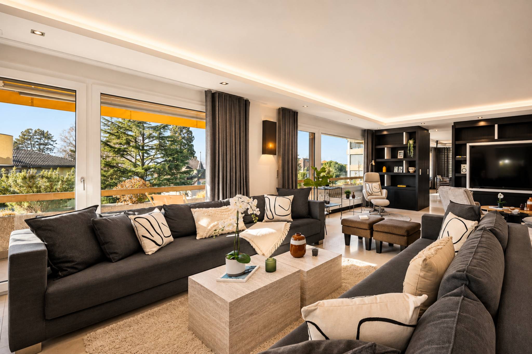 Élégant appartement aux généreux volumes à proximité du lac